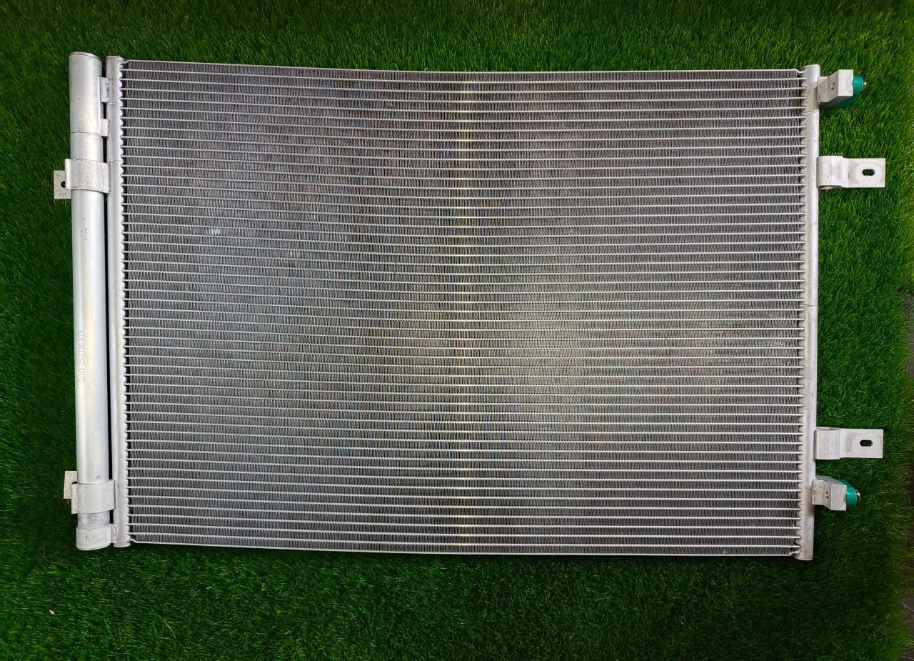 CONDENSADOR FORD F-250/350 SUPER DUTY 2011-2014