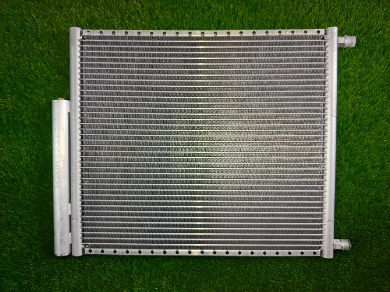 CONDENSADOR UNIV 18X21X20 CON FILTRO